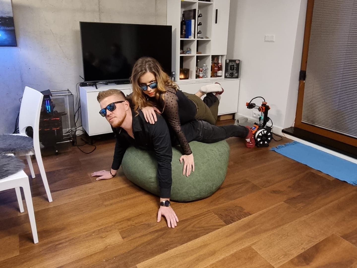 Veselá spoločná fotografia Isi a Samka